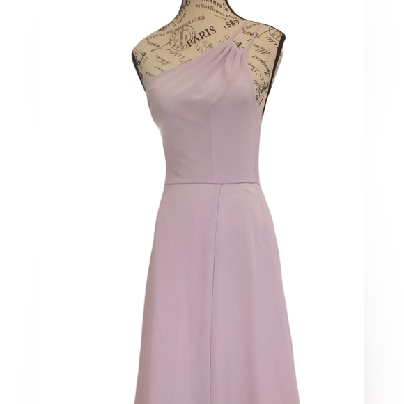 STUNNING SOFT LILAC FULL LENGTH GOWN. SIZE XS never worn - Picture 3 of 16